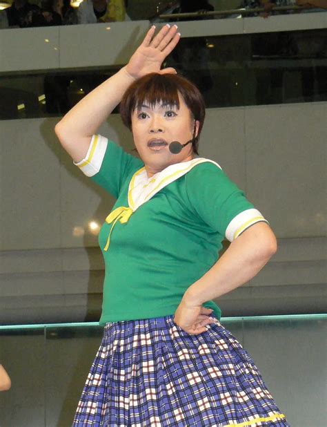 松浦亜弥 モノマネ 男|前田健さん死去、44歳 お笑いタレント、路上で倒れ。